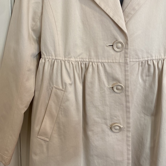 DKNY Women’s Coat - knee/thigh length, cream/natural color, size M - Picture 7 of 10